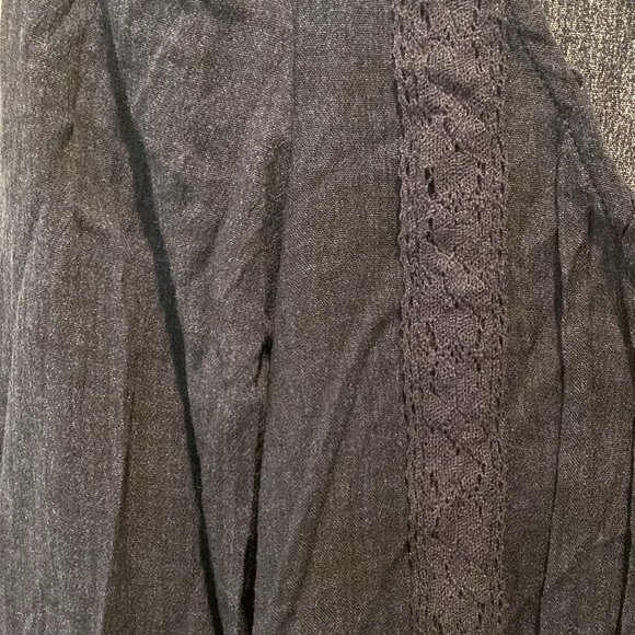 Ladies Rewind Blouse.  Navy.  Size XS.  NWT - Picture 3 of 8